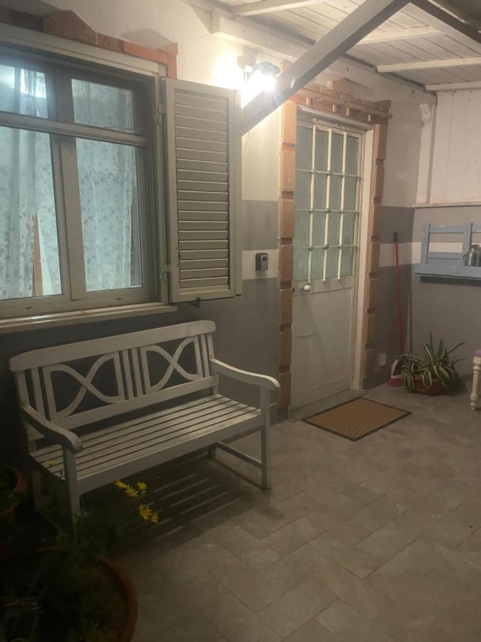 Airport Apartment Happyhouse Fiumicino Exterior foto